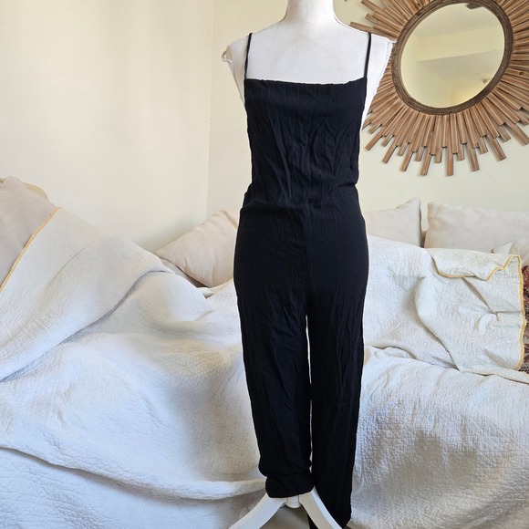 Reformation Sz 0 Black Strappy Cropped Casual Straight Leg Jumpsuit Square Neck - Picture 1 of 7